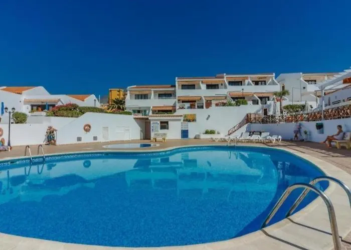 97 Hermosa Marina Primavera Con Terraza Y Piscina Apartman