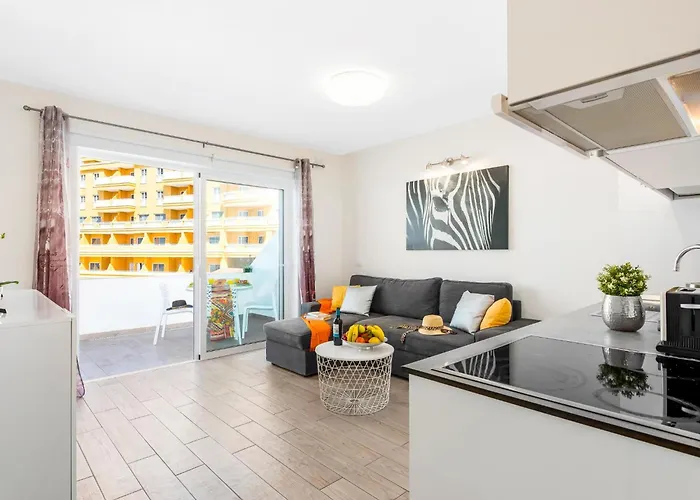 97 Hermosa Marina Primavera Con Terraza Y Piscina Apartman